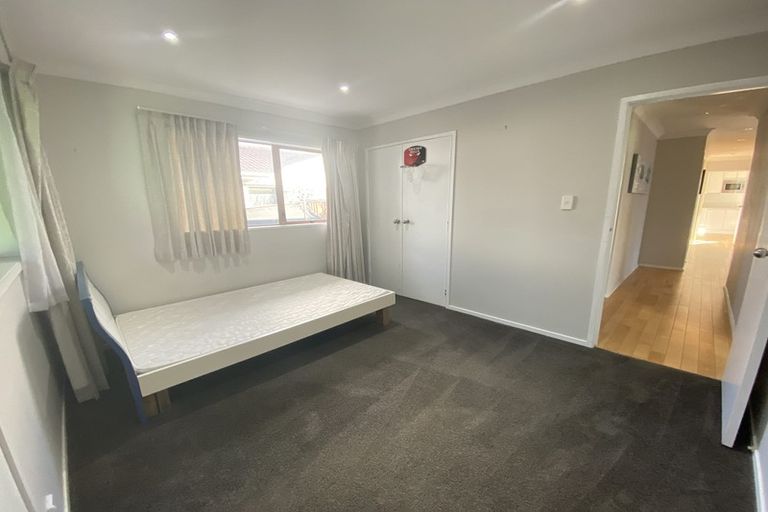 Photo of property in 28 Kentigern Close, Pakuranga, Auckland, 2010