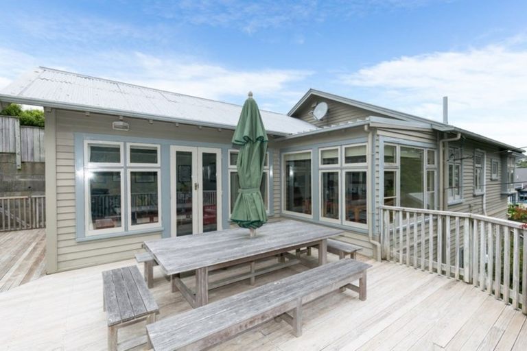 Photo of property in 48 Chamberlain Road, Karori, Wellington, 6012