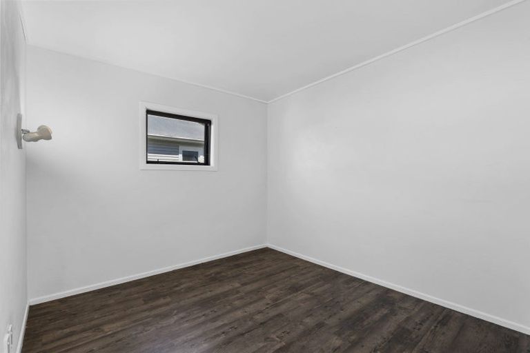 Photo of property in 63 Brois Street, Frankleigh Park, New Plymouth, 4310