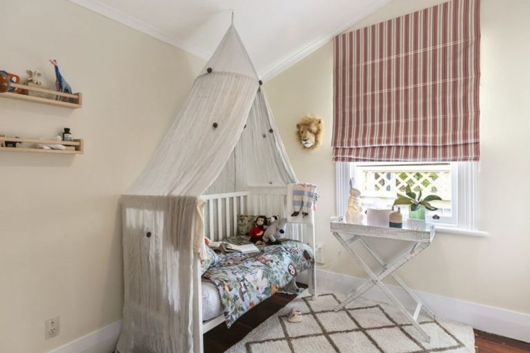 Photo of property in 92 Owen Street, Newtown, Wellington, 6021