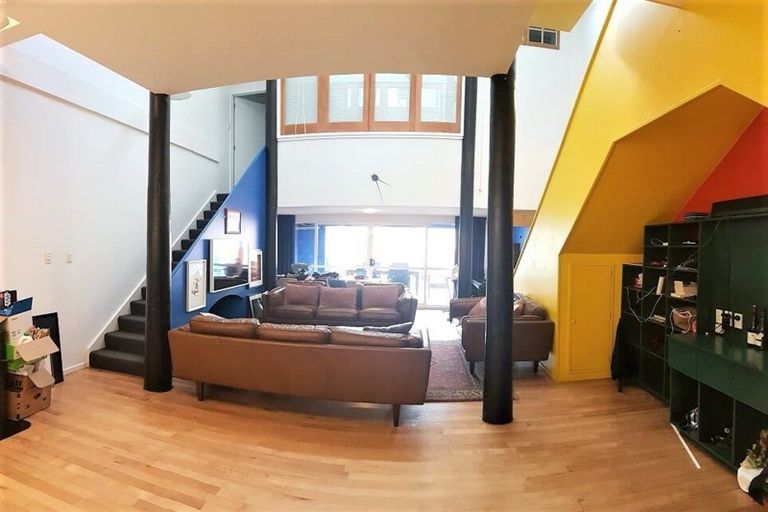 Photo of property in 2/15 Frederick Street, Te Aro, Wellington, 6011