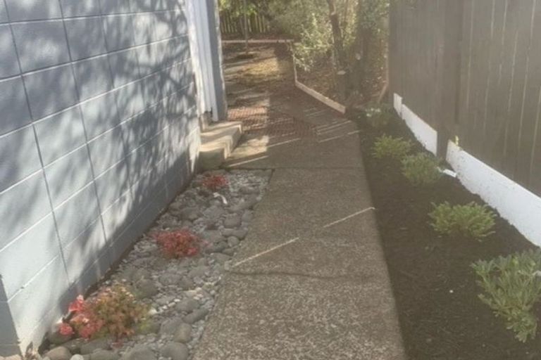 Photo of property in 16 Totara Street, Waiuku, 2123