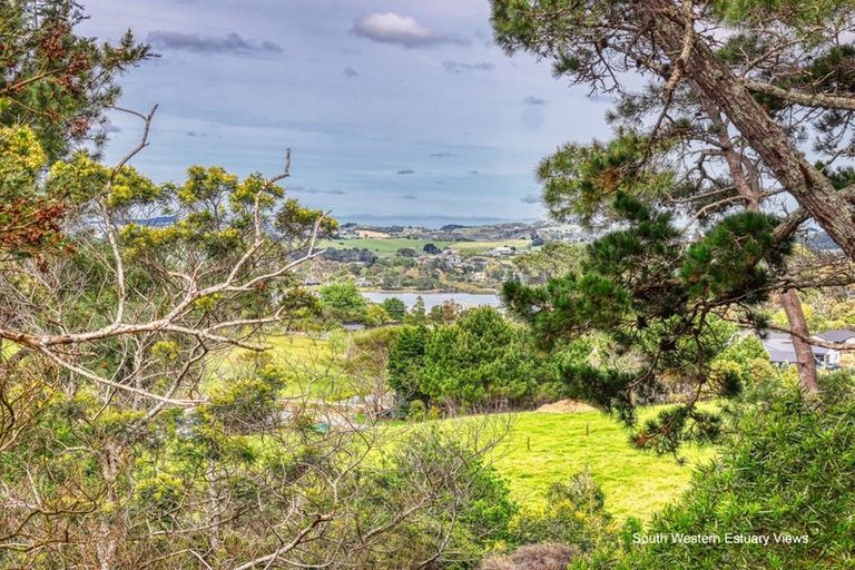 Photo of property in 10 Cornwall Way, Mangawhai Heads, Mangawhai, 0505