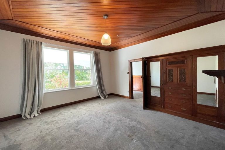 Photo of property in 165 Blanket Bay Road, Sawyers Bay, Port Chalmers, 9023