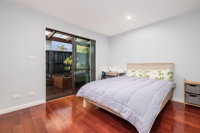 Photo of property in 13a Pomaria Road, Henderson, Auckland, 0610