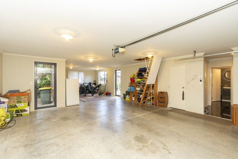 Photo of property in 1 San Clemento Way, Rototuna, Hamilton, 3210