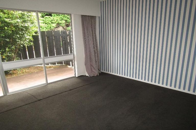 Photo of property in 2/4 Kereru Street, Two Mile Bay, Taupo, 3330