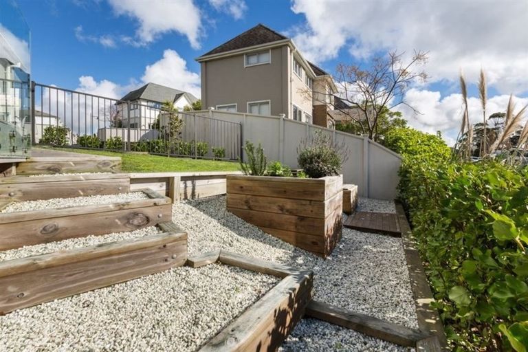 Photo of property in The Rise, 22 Hatfield Place, Albany Heights, Auckland, 0632