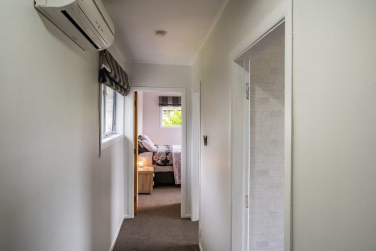 Photo of property in 2/11 Awarua Street, Elsdon, Porirua, 5022