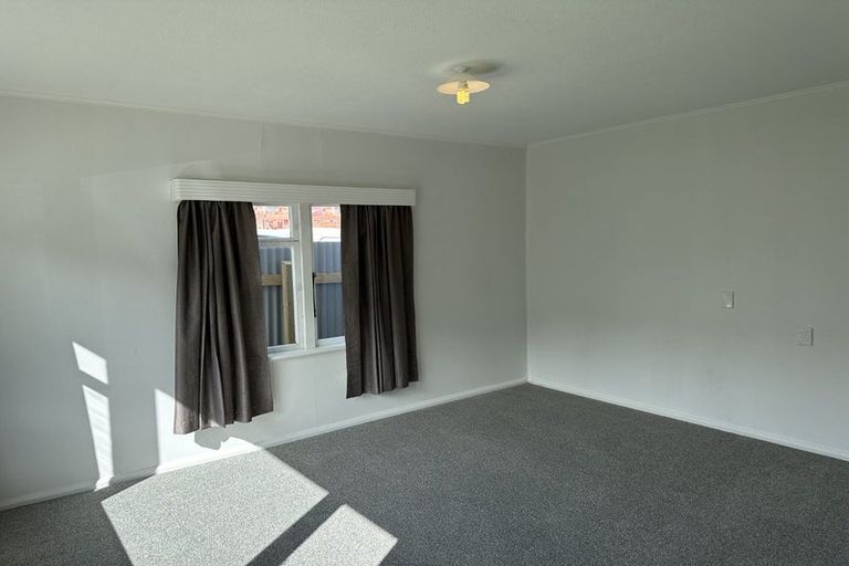 Photo of property in 126 Main Road, Waikanae, 5036