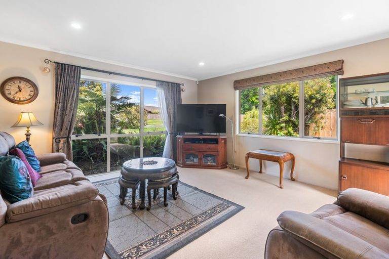 Photo of property in 12 Kristin Lane, Albany, Auckland, 0632