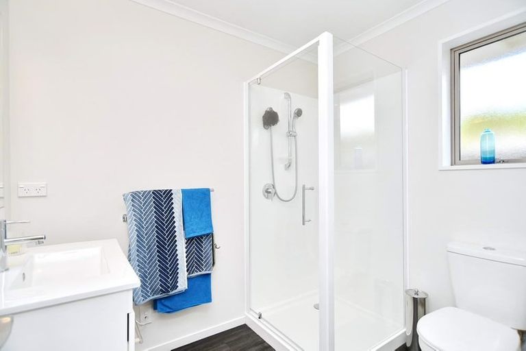 Photo of property in 15 Sequoia Way, Rangiora, 7400