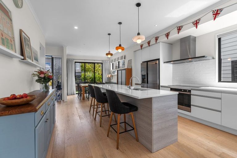 Photo of property in 11 Oioi Road, Hobsonville, Auckland, 0616