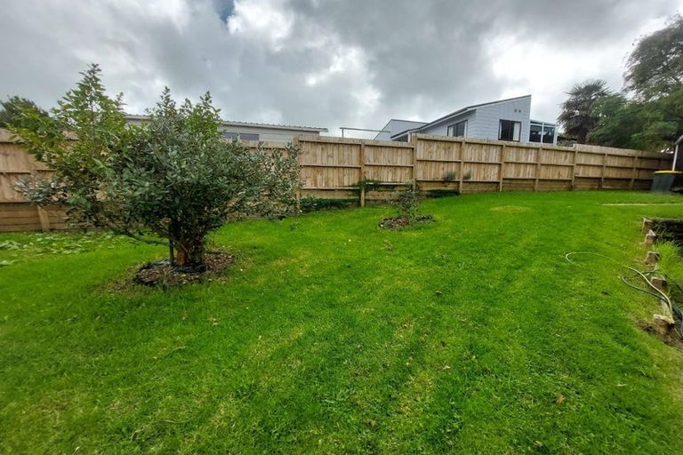 Photo of property in 57 Anich Road, Massey, Auckland, 0614