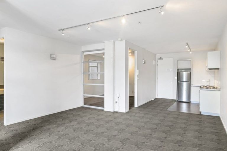 Photo of property in Vespa Apartments, 307/20 Hanson Street, Mount Cook, Wellington, 6021
