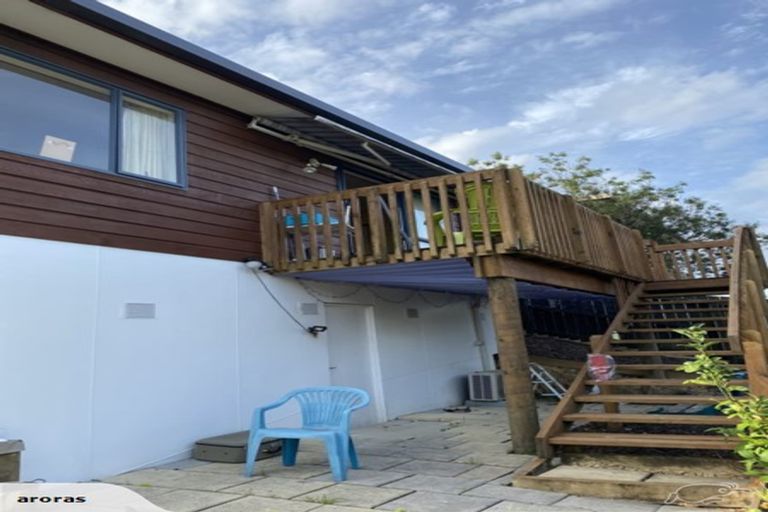 Photo of property in 3/20 Glen Vista Place, Bayview, Auckland, 0629