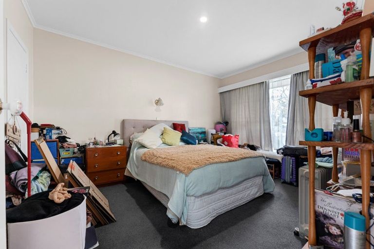 Photo of property in 1/13 Greers Road, Weymouth, Auckland, 2103