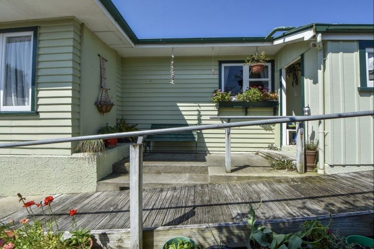 Photo of property in 13 Barrett Place, Carterton, 5713