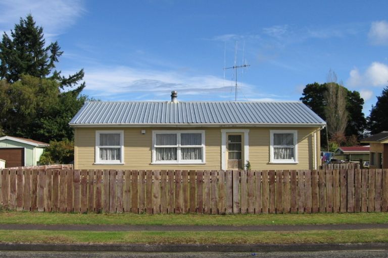 Photo of property in 22 Jedburgh Street, Tokoroa, 3420