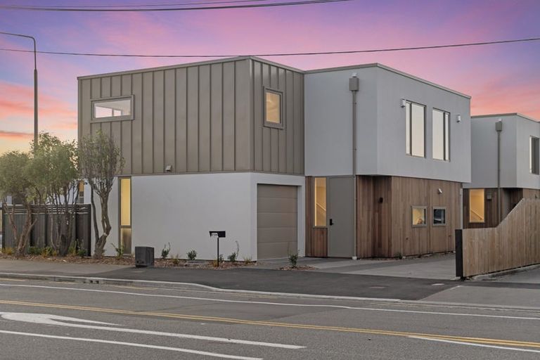 Photo of property in 1/149 Edgeware Road, St Albans, Christchurch, 8014