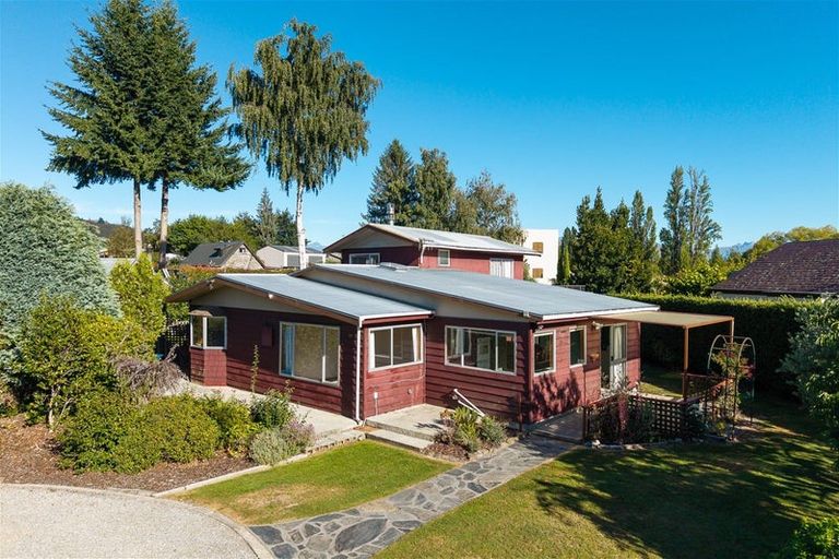 Photo of property in 63 Kingston Street, Albert Town, Wanaka, 9305