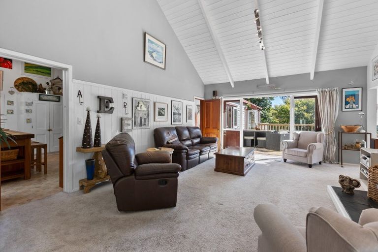 Photo of property in 75 Morley Street, New Plymouth, 4310