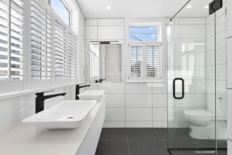 Photo of property in 6 Orangi Kaupapa Road, Northland, Wellington, 6012