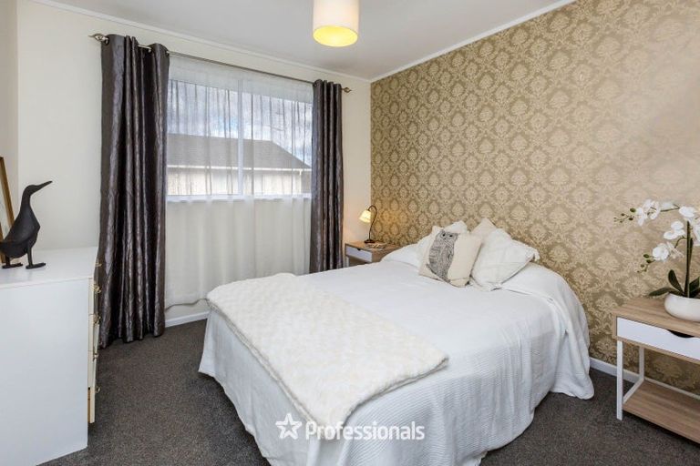 Photo of property in 2/16 Riverbank Street, Ebdentown, Upper Hutt, 5018