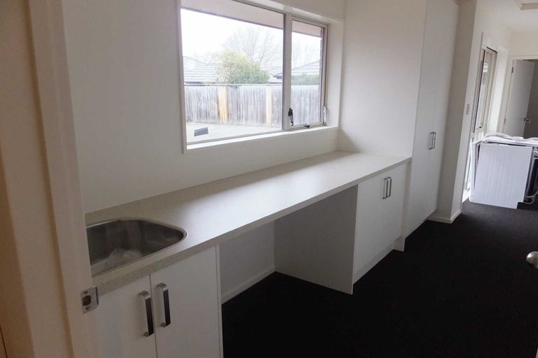 Photo of property in 301 Riccarton Road, Upper Riccarton, Christchurch, 8041