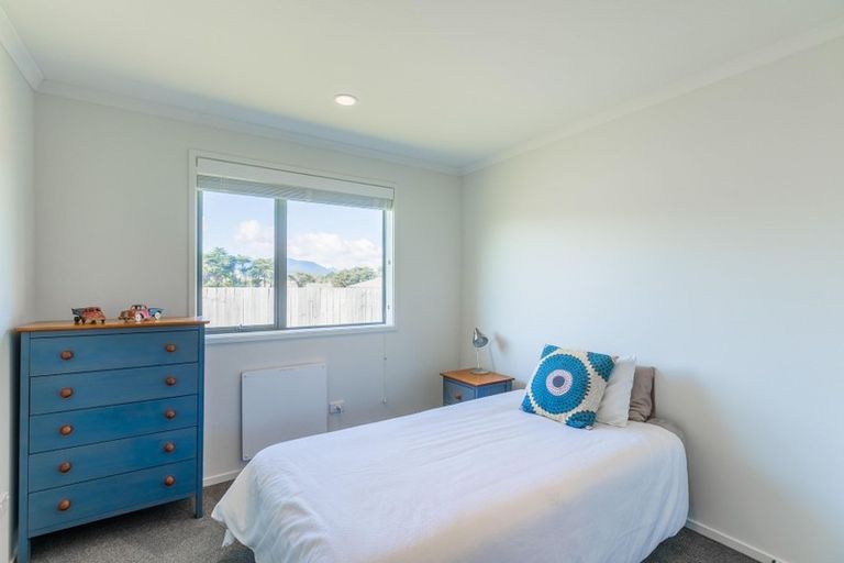 Photo of property in 79 Kotuku Drive, Paraparaumu Beach, Paraparaumu, 5032