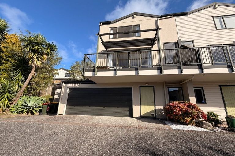 Photo of property in 8/8 Flynn Street, Birkdale, Auckland, 0626