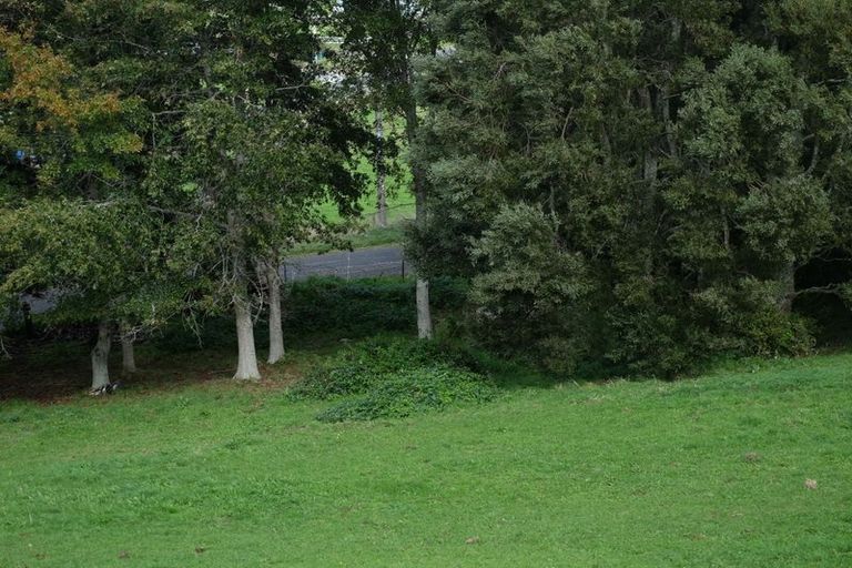 Photo of property in 211 Kimihia Road, Huntly, 3771