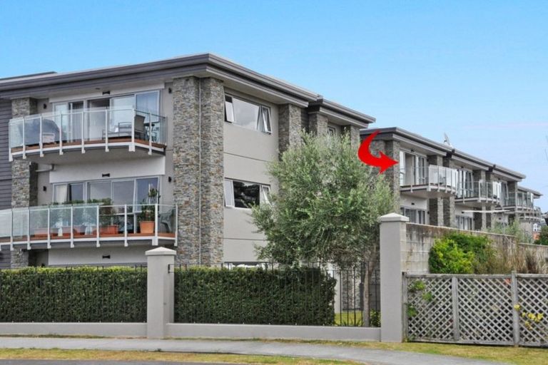 Photo of property in 306/252 Centreway Road, Orewa, 0931