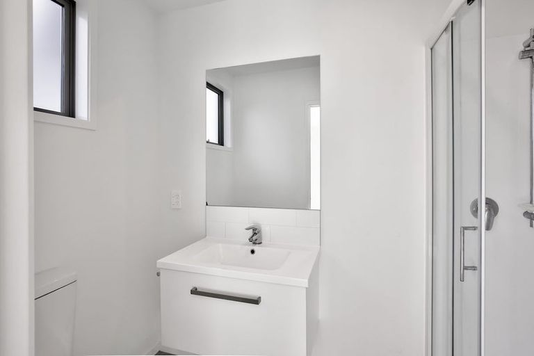 Photo of property in 1 Huxley Place, Lake Hayes, Queenstown, 9304