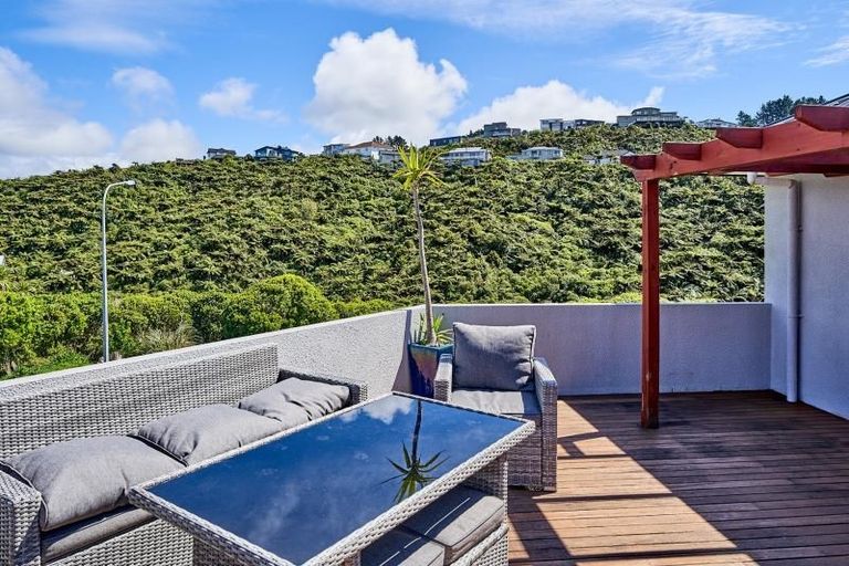 Photo of property in 191 Tirohanga Road, Tirohanga, Lower Hutt, 5010