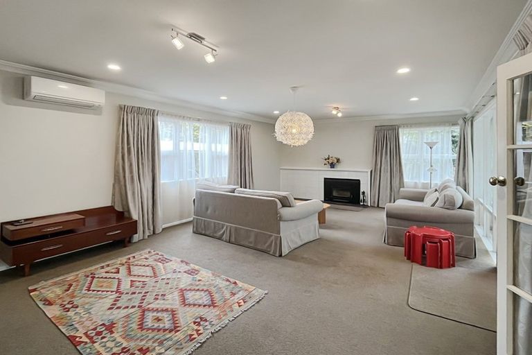 Photo of property in 10 Cremorne Avenue, Hokowhitu, Palmerston North, 4410