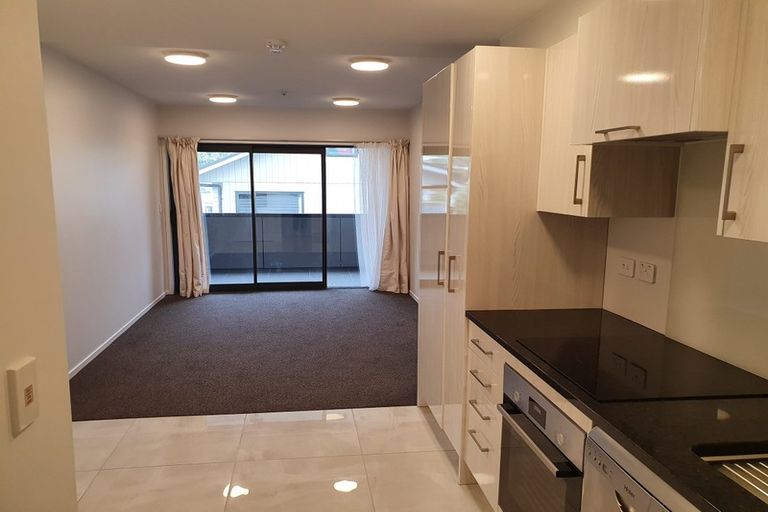 Photo of property in 3/232 Main Road, Tawa, Wellington, 5028