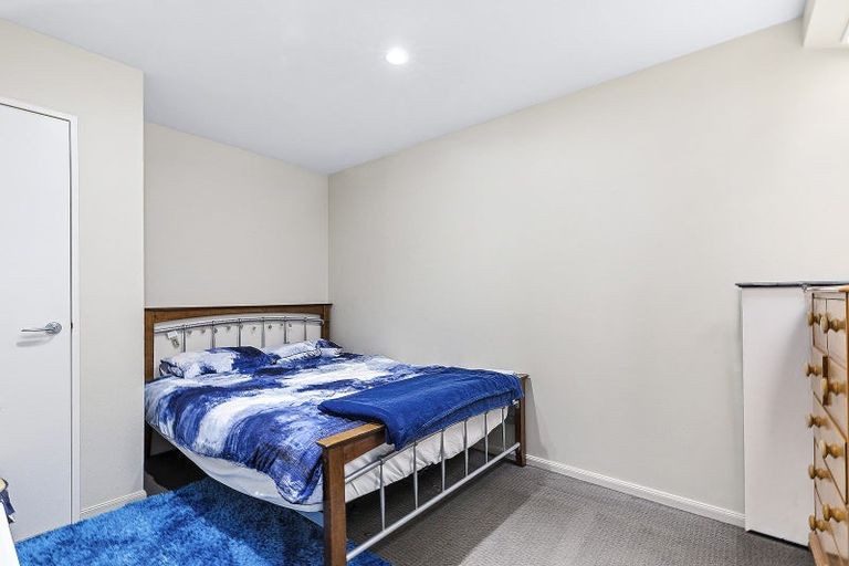 Photo of property in 2/148 Evans Bay Parade, Roseneath, Wellington, 6021