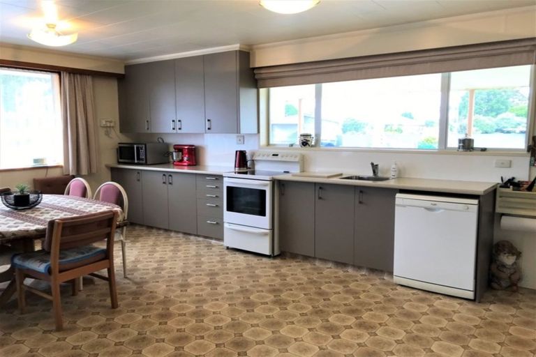 Photo of property in 3 Caldervan Street, Balclutha, 9230