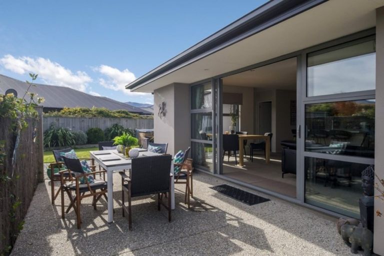 Photo of property in 9 Judge And Jury Drive, Lake Hayes, Queenstown, 9304