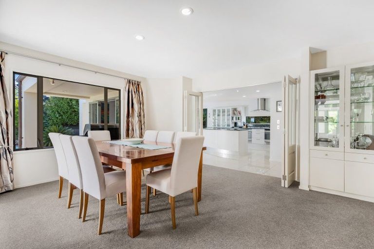 Photo of property in 24 Santa Cruz Drive, Shamrock Park, Auckland, 2016