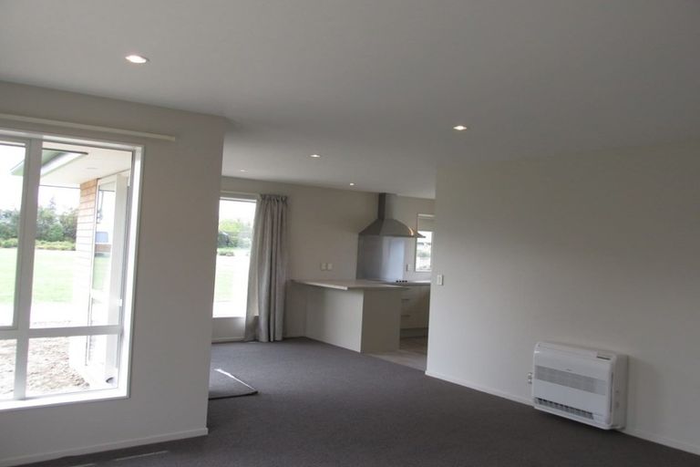 Photo of property in 4a Stanwood Grove, Darfield, 7510