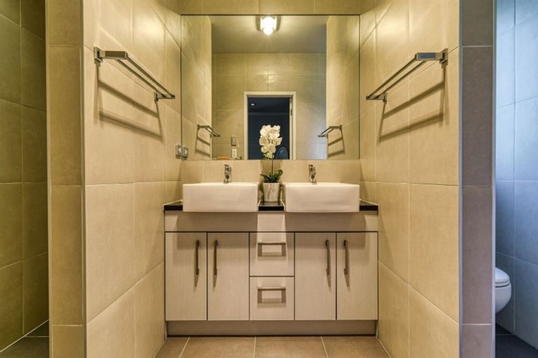 Photo of property in 8 Vosper Close, Leamington, Cambridge, 3432