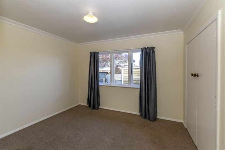 Photo of property in 4 Freyberg Street, Levin, 5510