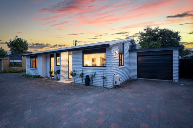 Photo of property in 163b Victoria Street, Cambridge, 3434