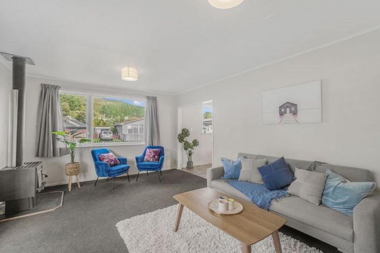 Photo of property in 59 Parenga Street, Wainuiomata, Lower Hutt, 5014