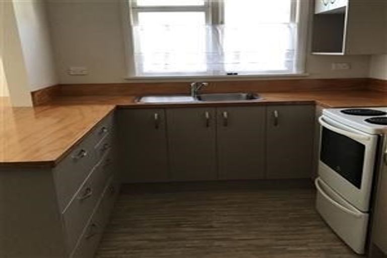 Photo of property in 2 Rutland Street, Levin, 5510