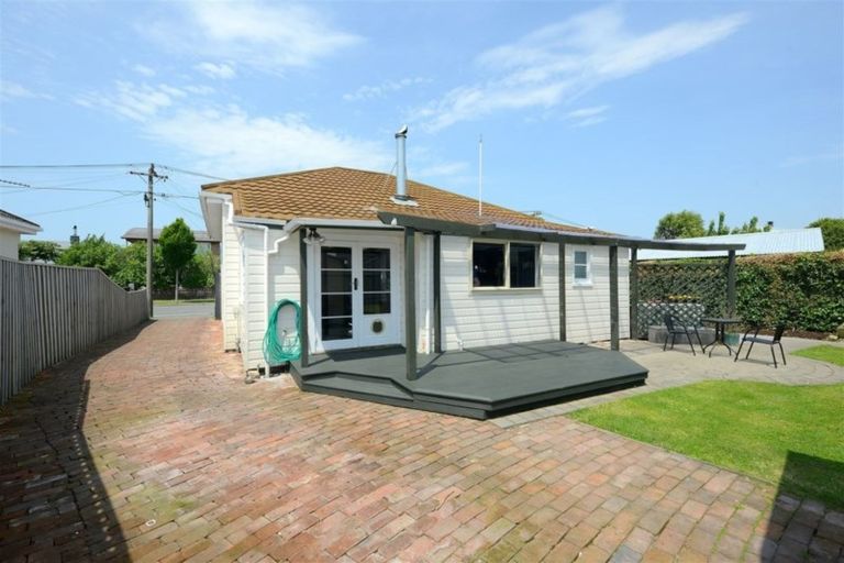 Photo of property in 12 Manning Place, Woolston, Christchurch, 8023