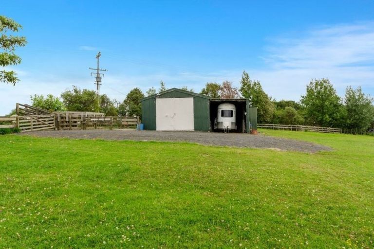 Photo of property in 320 Bawden Road, Dairy Flat, Albany, 0792