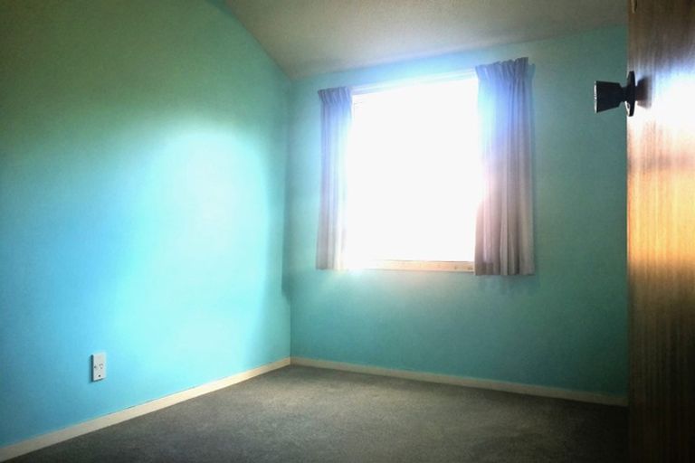 Photo of property in 5 Annell Place, Burnside, Christchurch, 8053